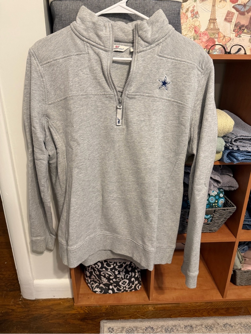Vineyard Vines Women's Light Gray Quarter-Zip Pullover with Navy Star xl